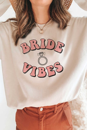 PLUS SIZE - BRIDE VIBES Graphic Sweatshirt